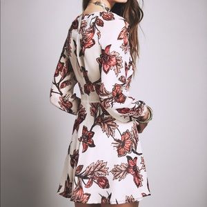 MUST GO❗️ For love and lemons Sierra dress